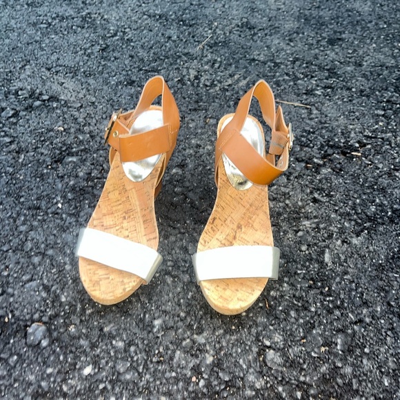 BCBG Tan and Silver Wedge Sandals with Ankle Strap - Picture 6 of 15